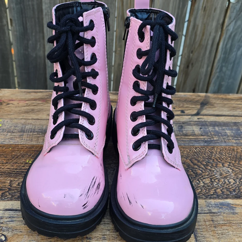 Soda Combat Pink Kids Lace Up Boots Size 6.5